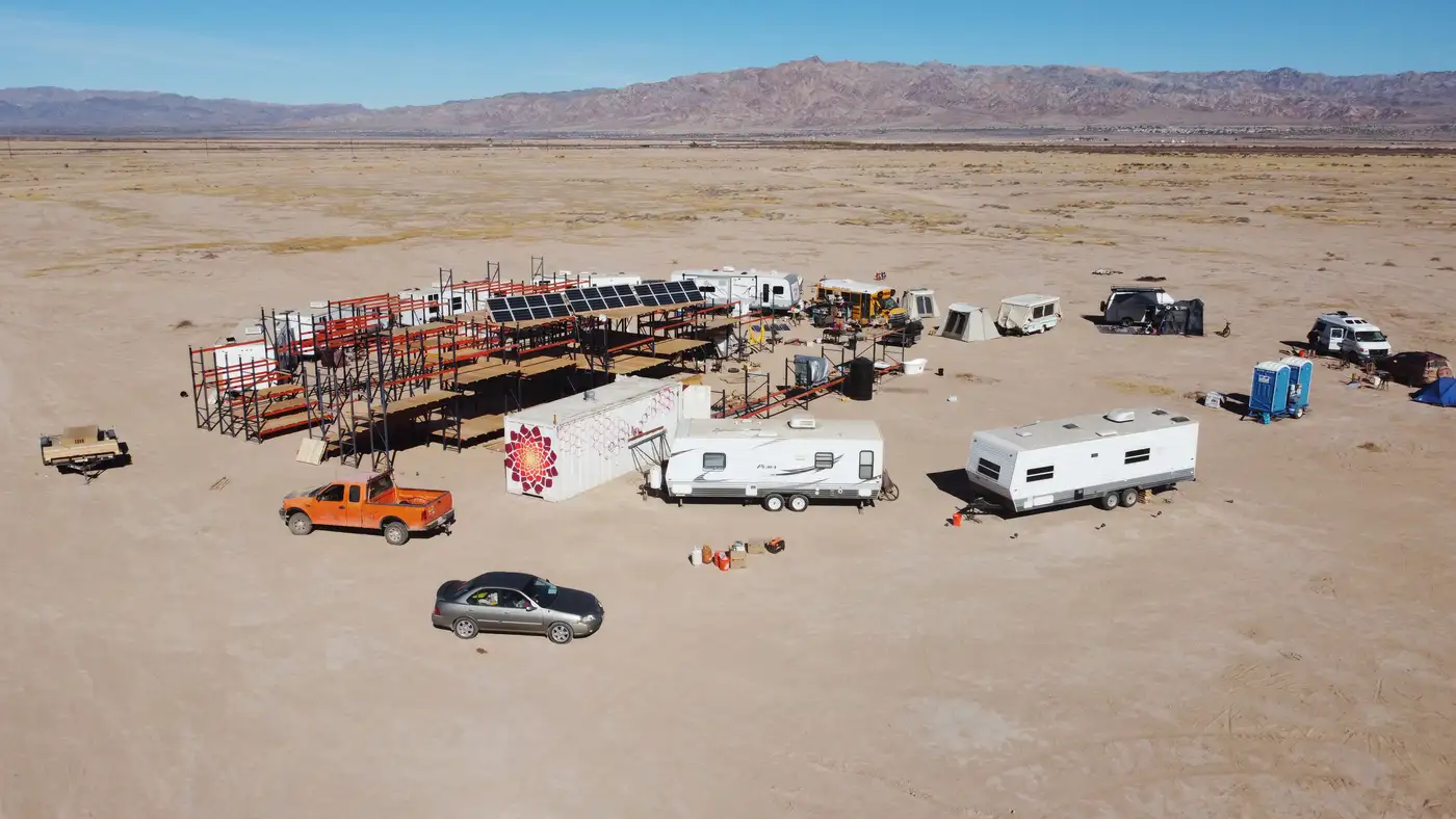 2021. The first pallet-rack build on the open lake bed