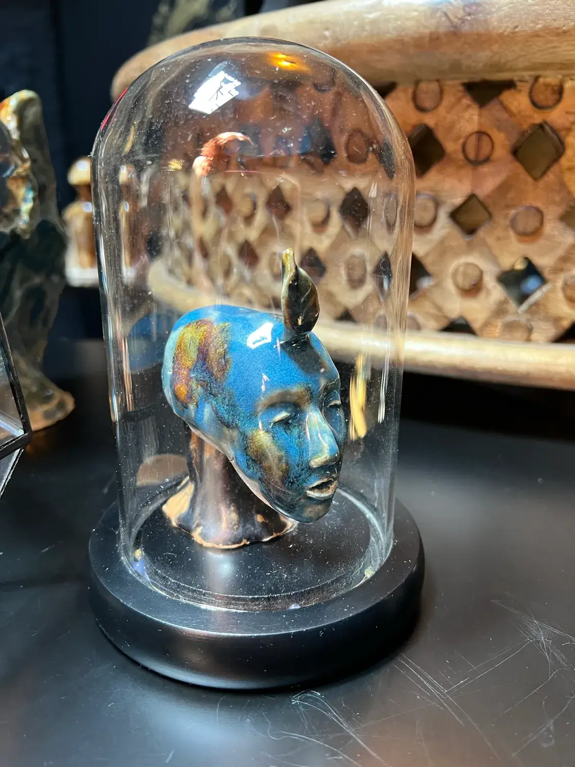 Blue glaze
