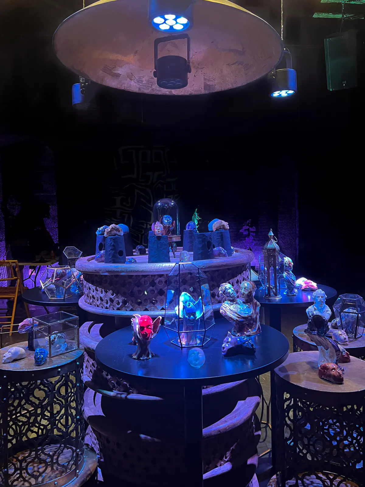 The tables, set