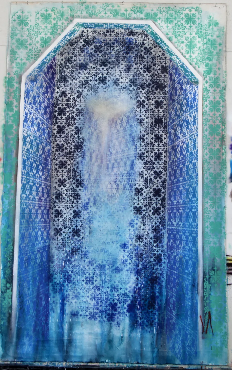 Azulejos, entrance, 2015