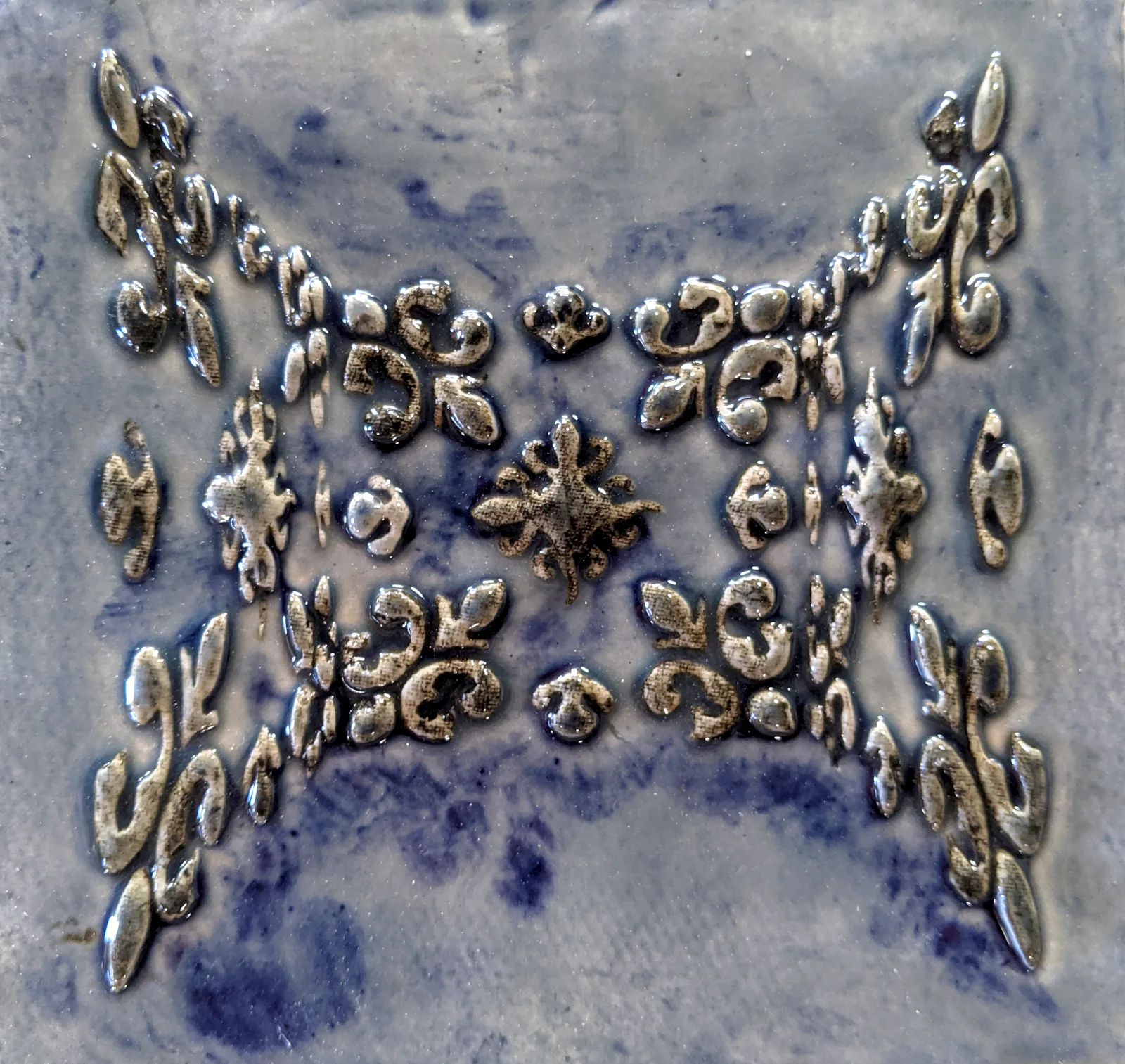 The stencil patterns in another material: ceramic, 2021